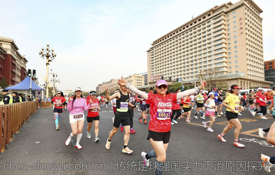 传统足球强国实力下滑原因探究